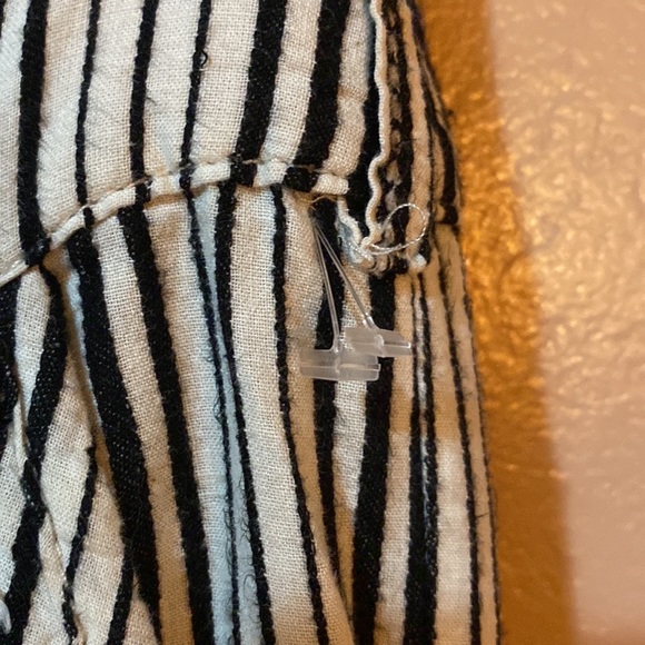 FREE PEOPLE size 6 pants NWOTS (well, plastic tags remain but no paper tag). - Picture 6 of 7